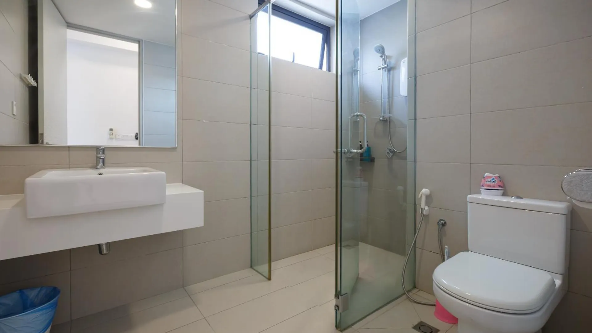 Апартаменты The Jazz Serviced Suites Tanjung Tokong