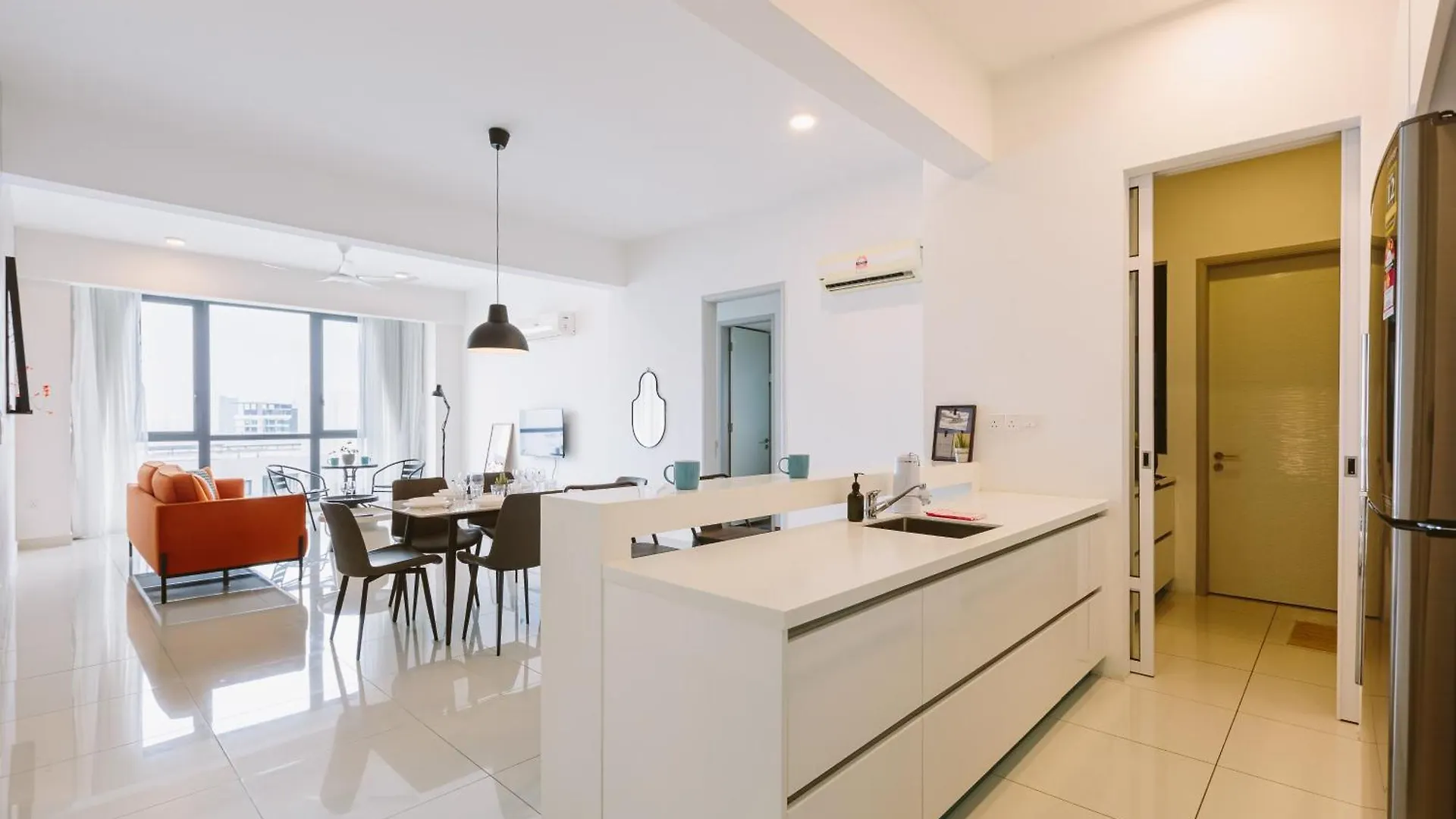 Апартаменты The Jazz Serviced Suites Tanjung Tokong